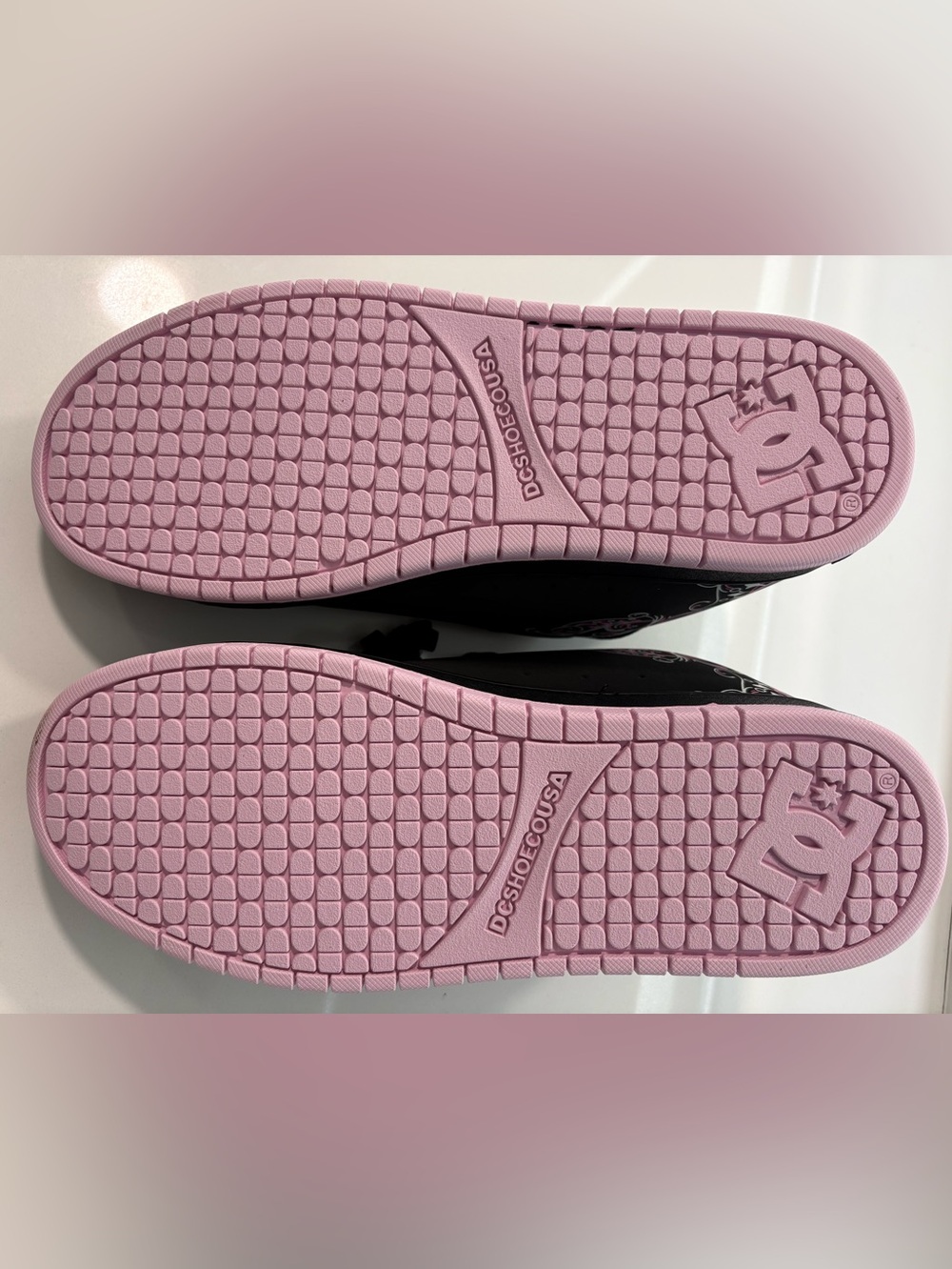 DC PIXIE Court Graffik Black & Pink - New unisex casual skater street shoes - Picture 7 of 10